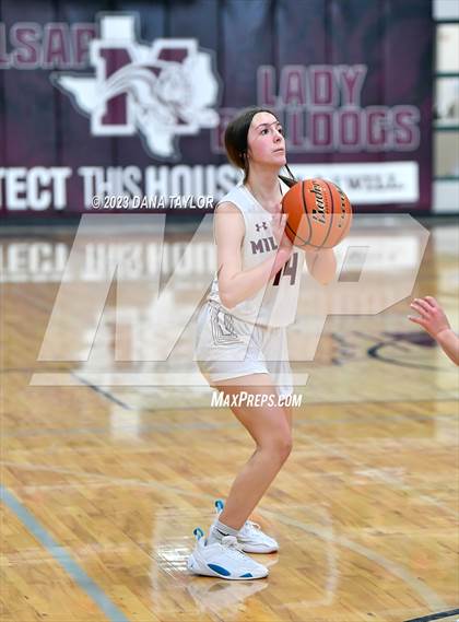 Thumbnail 2 in Nocona @ Millsap photogallery.