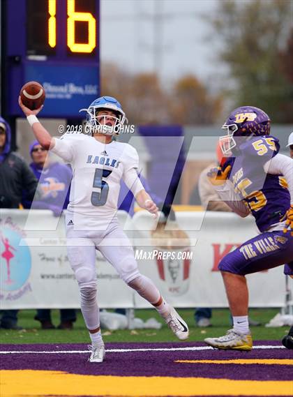 Thumbnail 3 in Columbia @ Taylorville (IHSA Class 4A 2nd Round Playoff) photogallery.
