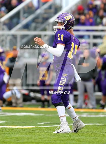 Thumbnail 3 in Columbia @ Taylorville (IHSA Class 4A 2nd Round Playoff) photogallery.