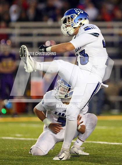 Thumbnail 2 in Columbia @ Taylorville (IHSA Class 4A 2nd Round Playoff) photogallery.