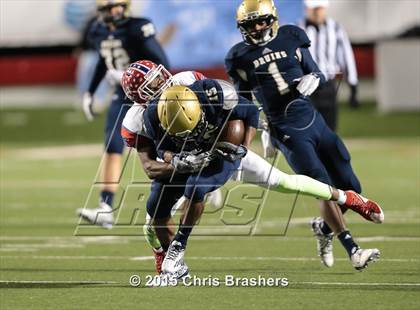 Thumbnail 2 in Pulaski Academy vs. McClellan (AAA 5A State Final) photogallery.