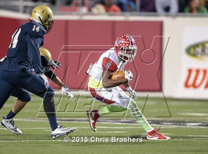 Thumbnail 2 in Pulaski Academy vs. McClellan (AAA 5A State Final) photogallery.