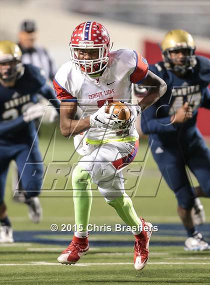 Thumbnail 2 in Pulaski Academy vs. McClellan (AAA 5A State Final) photogallery.