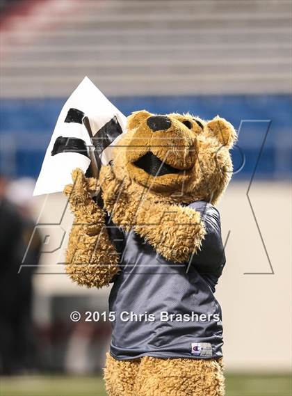 Thumbnail 2 in Pulaski Academy vs. McClellan (AAA 5A State Final) photogallery.