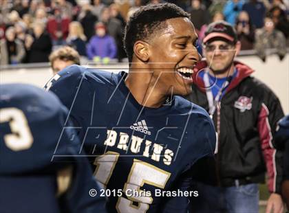 Thumbnail 2 in Pulaski Academy vs. McClellan (AAA 5A State Final) photogallery.