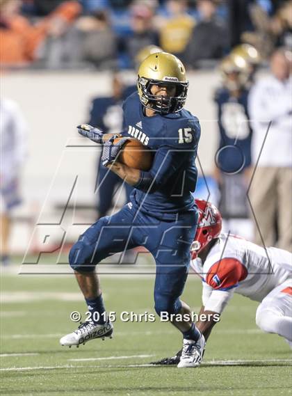Thumbnail 3 in Pulaski Academy vs. McClellan (AAA 5A State Final) photogallery.
