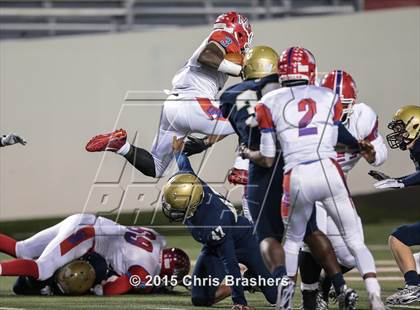 Thumbnail 2 in Pulaski Academy vs. McClellan (AAA 5A State Final) photogallery.