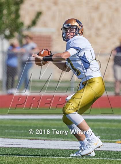 Thumbnail 3 in Kenmore East vs. Sweet Home photogallery.