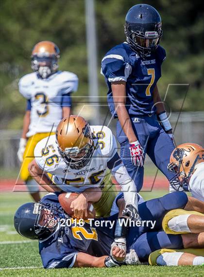 Thumbnail 1 in Kenmore East vs. Sweet Home photogallery.