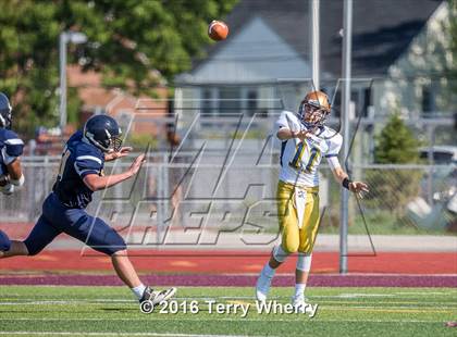 Thumbnail 2 in Kenmore East vs. Sweet Home photogallery.