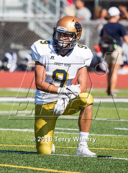 Thumbnail 1 in Kenmore East vs. Sweet Home photogallery.