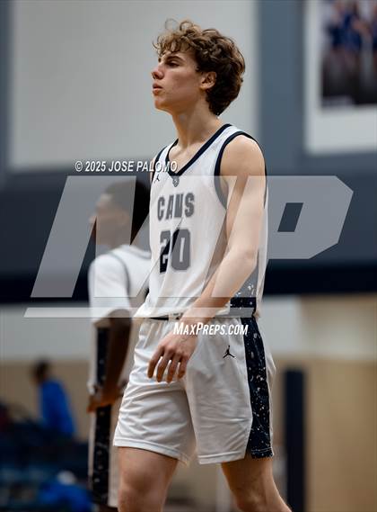 Thumbnail 1 in King @ College Park photogallery.