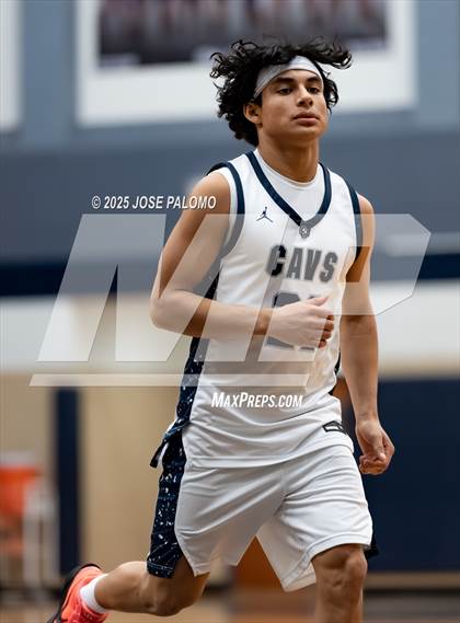 Thumbnail 2 in King @ College Park photogallery.