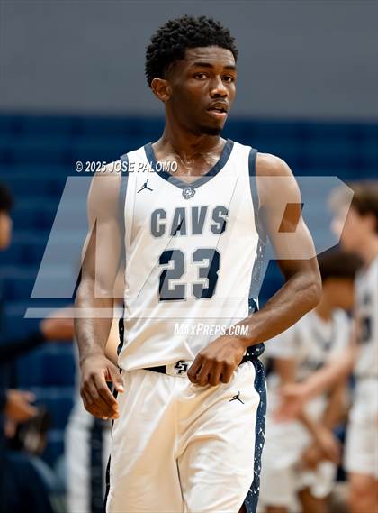 Thumbnail 1 in King @ College Park photogallery.