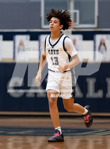 Thumbnail 3 in King @ College Park photogallery.