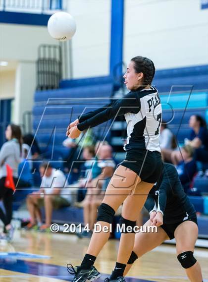 Thumbnail 3 in Clearwater Central Catholic vs. Plant (Berkeley JV Tournament) photogallery.