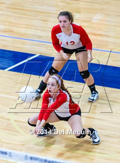 Thumbnail 2 in Clearwater Central Catholic vs. Plant (Berkeley JV Tournament) photogallery.