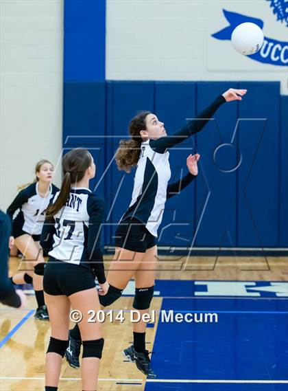 Thumbnail 1 in Clearwater Central Catholic vs. Plant (Berkeley JV Tournament) photogallery.