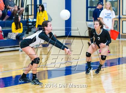 Thumbnail 1 in Clearwater Central Catholic vs. Plant (Berkeley JV Tournament) photogallery.