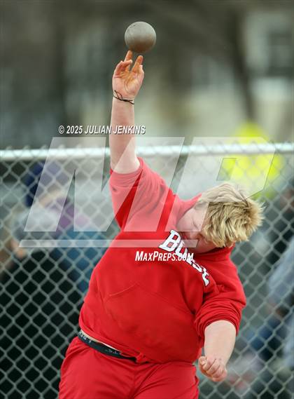 Thumbnail 3 in Boise Opener Track Meet photogallery.