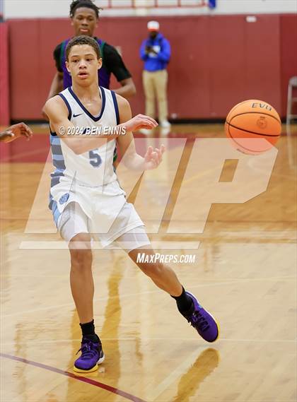 Thumbnail 1 in Lovett vs. KIPP Atlanta Collegiate (HIES MLK Classic) photogallery.