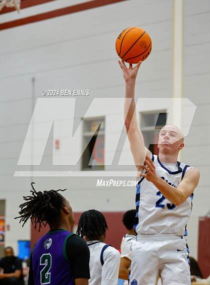 Thumbnail 1 in Lovett vs. KIPP Atlanta Collegiate (HIES MLK Classic) photogallery.