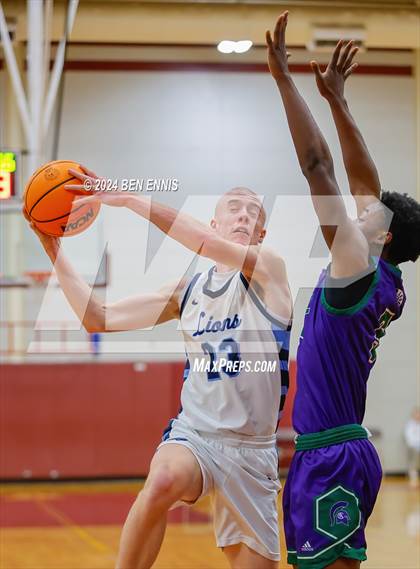 Thumbnail 3 in Lovett vs. KIPP Atlanta Collegiate (HIES MLK Classic) photogallery.
