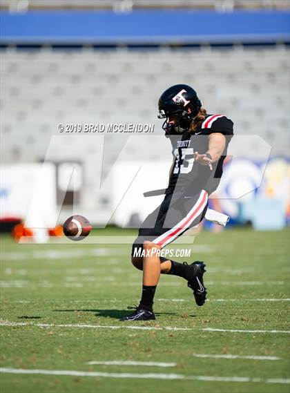 Thumbnail 2 in Sachse vs Trinity photogallery.