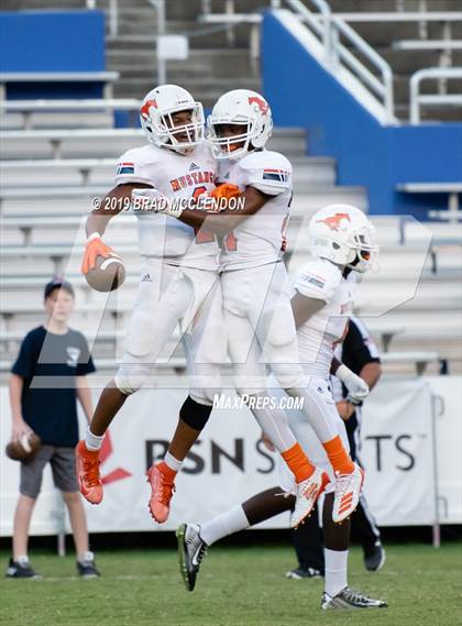 Thumbnail 1 in Sachse vs Trinity photogallery.