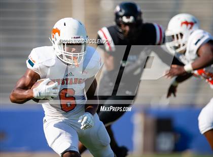 Thumbnail 1 in Sachse vs Trinity photogallery.