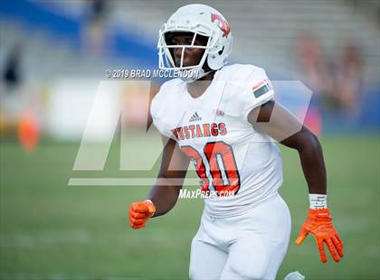 Thumbnail 3 in Sachse vs Trinity photogallery.