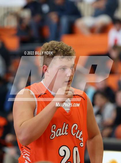 Thumbnail 3 in Grand Saline vs Gilmer photogallery.