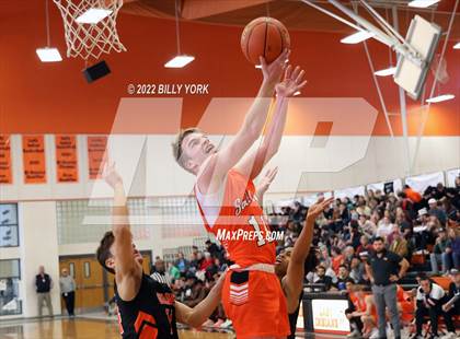 Thumbnail 1 in Grand Saline vs Gilmer photogallery.