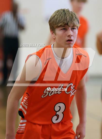 Thumbnail 2 in Grand Saline vs Gilmer photogallery.