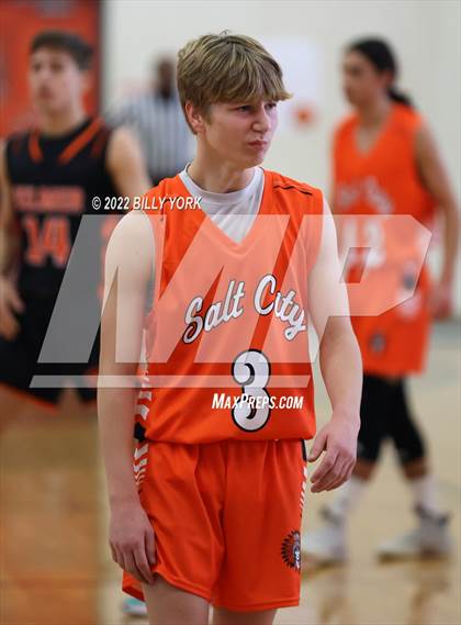 Thumbnail 2 in Grand Saline vs Gilmer photogallery.