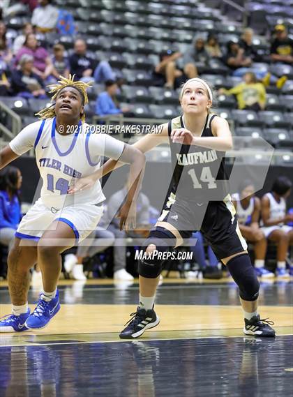 Thumbnail 2 in Kaufman vs Tyler (Kaufman Tournament) photogallery.