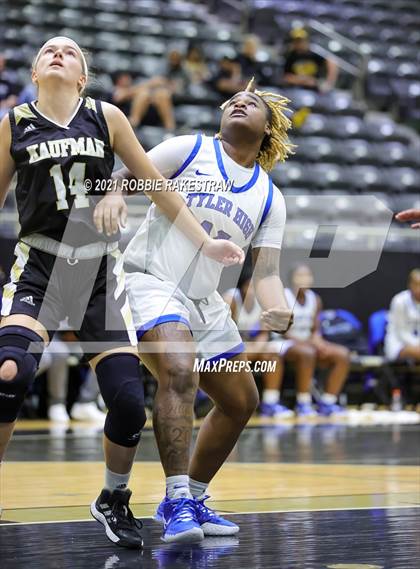 Thumbnail 2 in Kaufman vs Tyler (Kaufman Tournament) photogallery.