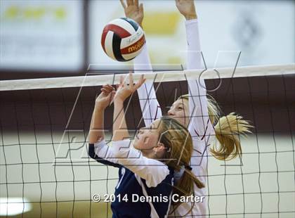 Thumbnail 3 in Cambridge vs. Lambert photogallery.