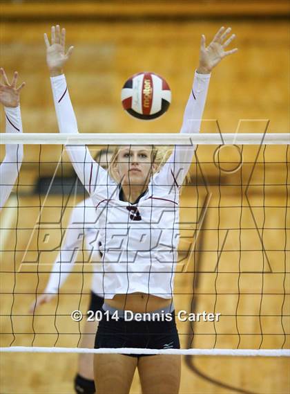 Thumbnail 2 in Cambridge vs. Lambert photogallery.