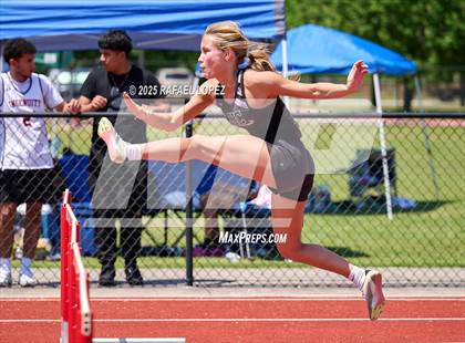 Thumbnail 1 in Lake Houston Conquerors Invitational (100M Hurdles) photogallery.
