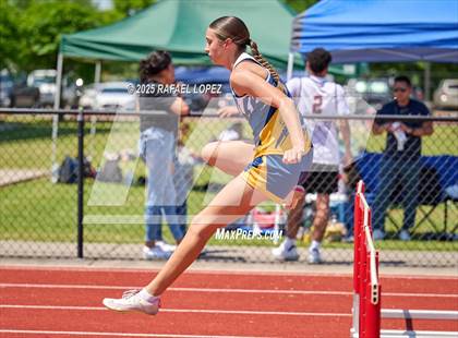 Thumbnail 3 in Lake Houston Conquerors Invitational (100M Hurdles) photogallery.
