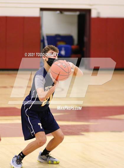 Thumbnail 3 in Webster Thomas @ Mendon photogallery.