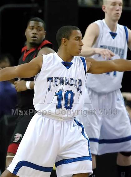 Thumbnail 3 in Fairfield vs. Rocklin (CIF SJS D2 Final) photogallery.