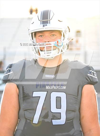 Thumbnail 2 in JV: Pinnacle vs. Corona del Sol photogallery.