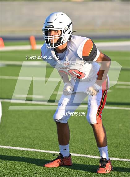 Thumbnail 2 in JV: Pinnacle vs. Corona del Sol photogallery.