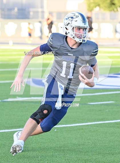Thumbnail 1 in JV: Pinnacle vs. Corona del Sol photogallery.