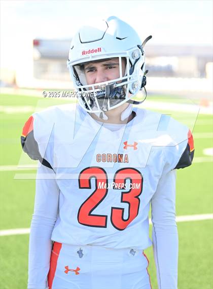 Thumbnail 2 in JV: Pinnacle vs. Corona del Sol photogallery.