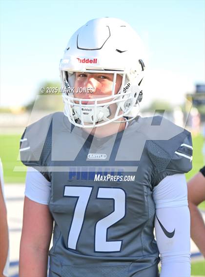 Thumbnail 1 in JV: Pinnacle vs. Corona del Sol photogallery.