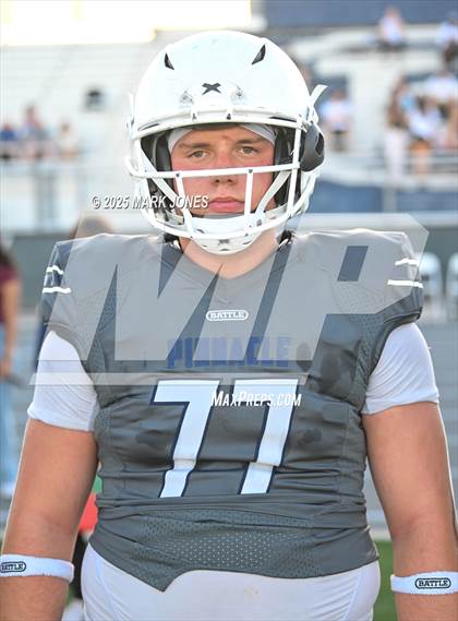 Thumbnail 3 in JV: Pinnacle vs. Corona del Sol photogallery.