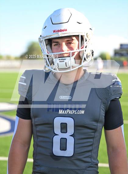 Thumbnail 3 in JV: Pinnacle vs. Corona del Sol photogallery.